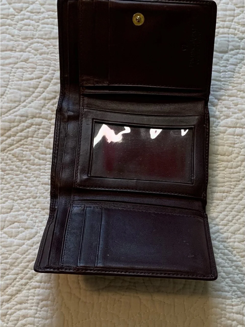 Vintage Etienne Aigner Smooth Leather Compact Trifold Wallet with Gold Logo